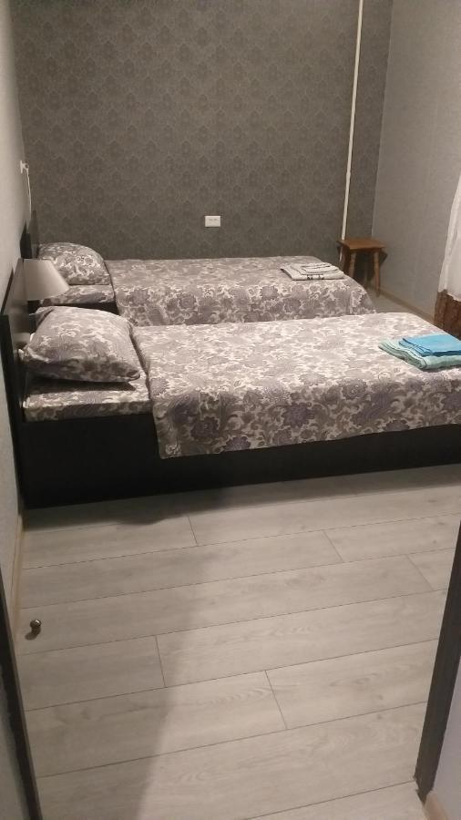 Apartament Gayadayenko 4 Apartamento Pinsk Exterior foto